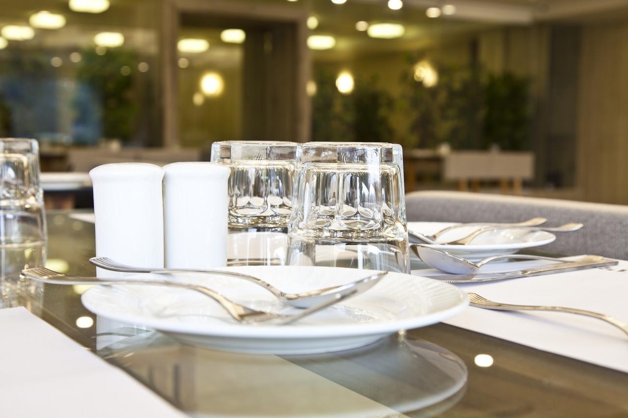 Scenaria Hotel Ahmedabad Luaran gambar